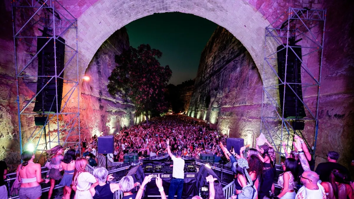 Defected Croatia