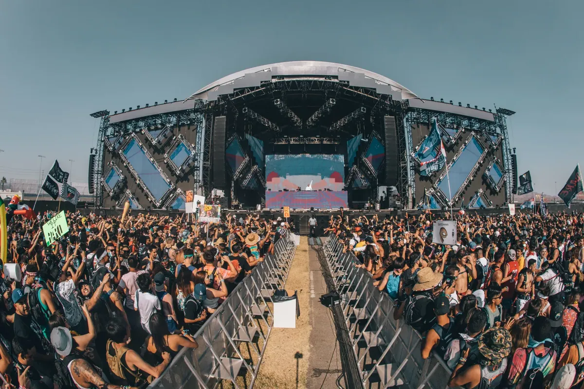 HARD Summer