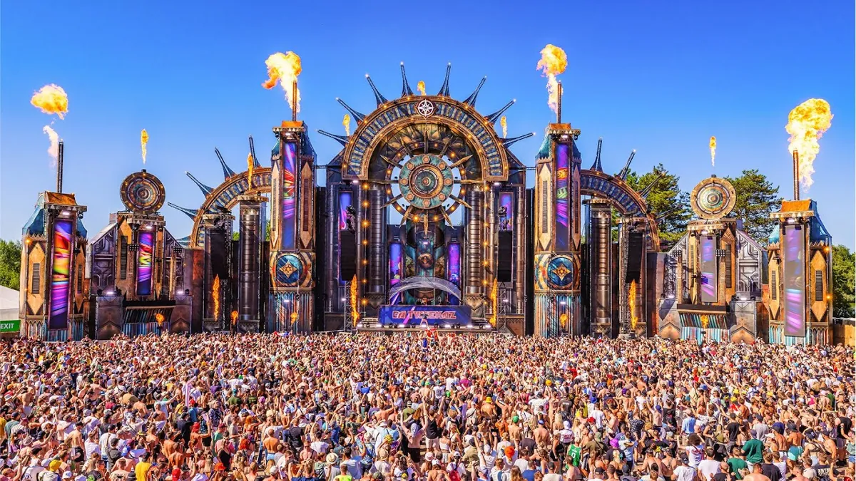 Reverze