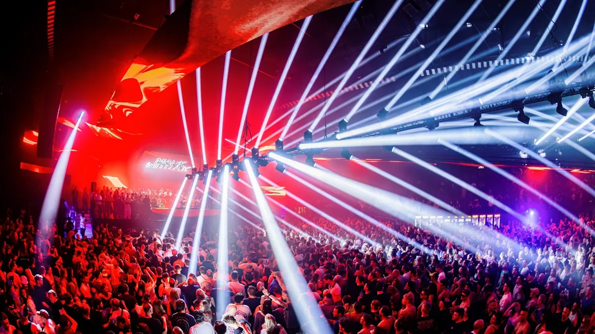 Reverze