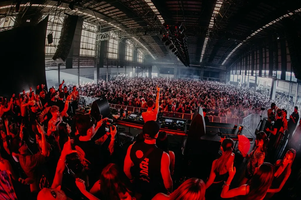 Terminal V
