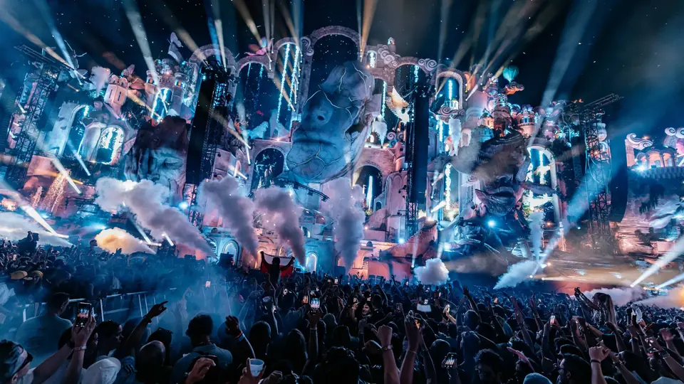 Tomorrowland Winter